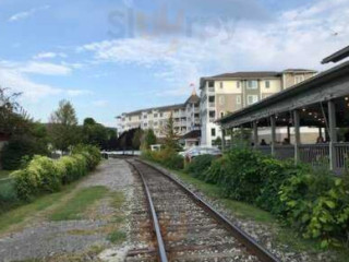 Seneca Harbor Station