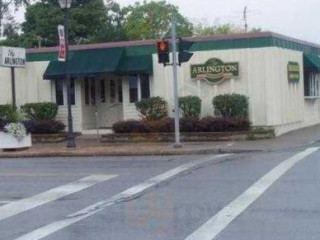 The Arlington Dining Room