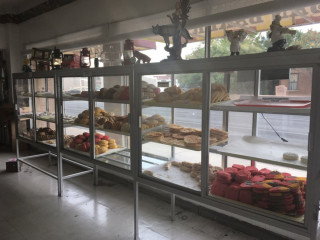 Lujan Bakery