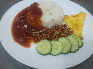 Nasi Lemak Rizqi