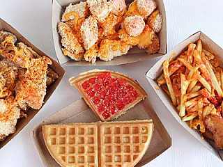 Ayam Gunting Waffle Pekan Nilai