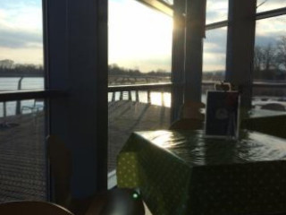 Stanwick Lakes Bistro