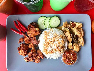 Kedai Nasi 33 Gombak