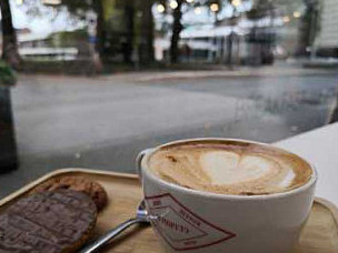 Henri's Food Espresso