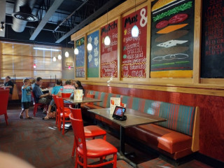 Red Robin Gourmet Burgers And Brews