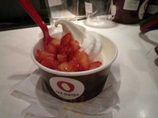 Red Mango Frozen Yogurt