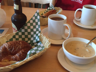 Bugaboos Bakery Cafe