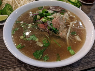 Pho Tau Bay