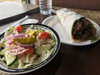 Gyros & More