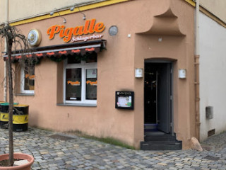 Pigalle-Schlagerbar