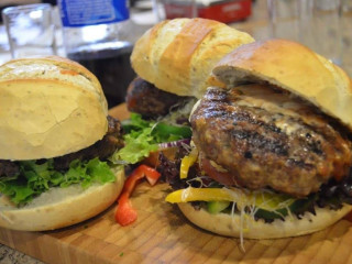 It's Burger Truckstop