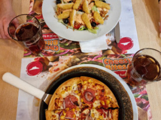 Pizza Hut Gaia Shopping