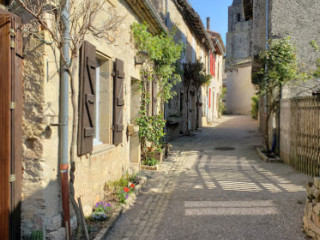 Au Cabanon De Puycelsi