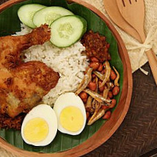 Nasi Lemak Panas Mr Mamak