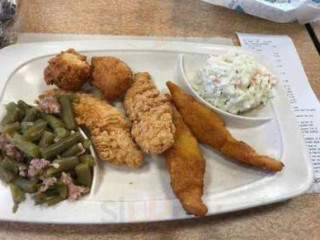 Captain D's Seafood Restaurants