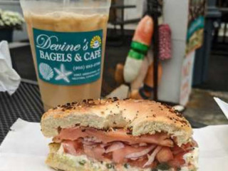 Devine's Bagels