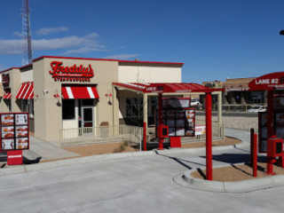 Freddy's Frozen Custard Steakburgers