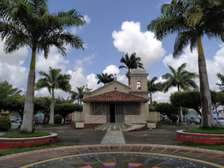 Square Our Lady Of The Rosary