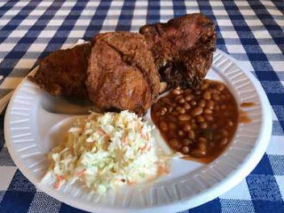 Gus's World Famous Fried Chicken