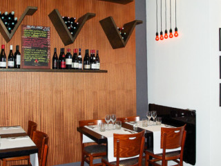 Le Bistro Volney