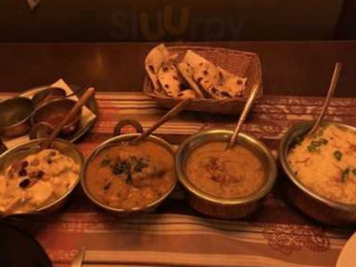 Swadisht Traditional Indian Cuisine