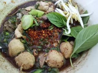 ร้านก๋วยเตี๋ยวเรือทุ่งด่าน นาทวี