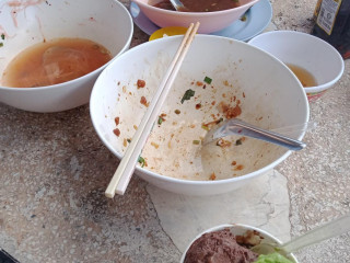 ก๋วยเตี๋ยวสามเดช บุณฑริก