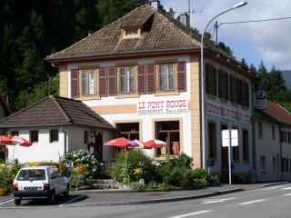 Auberge Du Pont Rouge