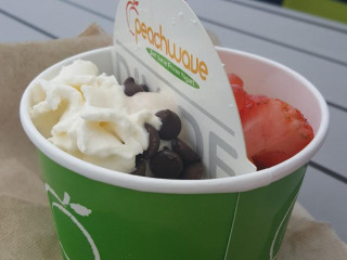 Peachwave Frozen Yogurt Gelato