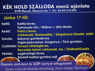 Kék Hold Szálloda és Kávézó