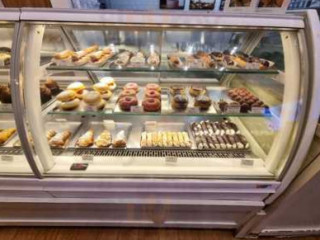 Carlo's Bakery