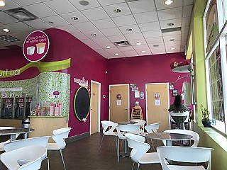 Menchie's Frozen Yogurt