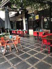 Dapur Mama Cafe Resto