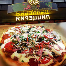 Heat Pizza Tasty Fast Kitchen