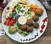 Avanti Kumpir Und Falafel