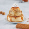 Lotus Biscoff-Ijs Met Butterscotch-Saus Cheesecake-Ijscoupe