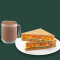 Hoge Kenmerkende Warme Chocolademelk Met Tandoori Paneer Sandwich