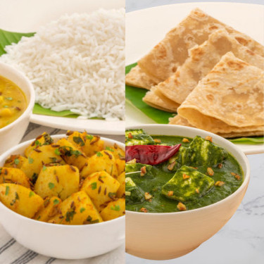 Homestyle Dal Tadka, Aloo-Rijst, Palak Paneer Met Parathas