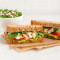 Combinatie Van Een Hele Sandwich Met Salade