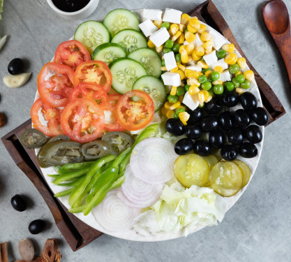 Guru Garlic Corn Peas Salad