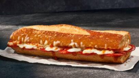 Nieuw Pepperoni Mozzarella Melt - Geroosterd Stokbrood