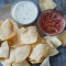 Queso En Salsa Met Chips