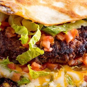 Quesadilla-Burger