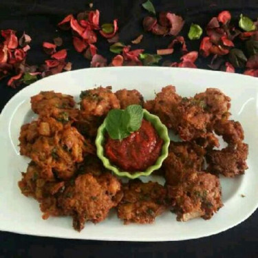 Kip Pakora's