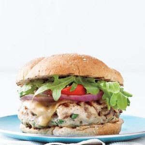 Derde-Pond Champignon Swiss Burger*