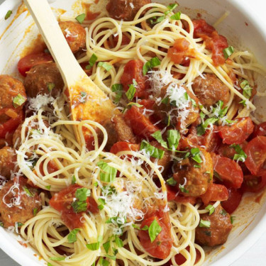 Kinderspaghetti En Gehaktballetjes